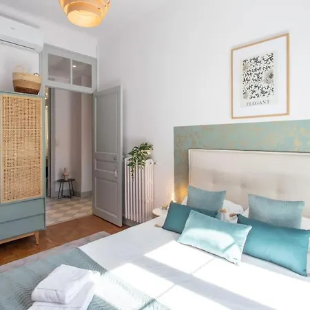 #57 Notre Dame Balcony & Ac * Νίκαια