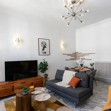 #57 Notre Dame Balcony & Ac * Niza