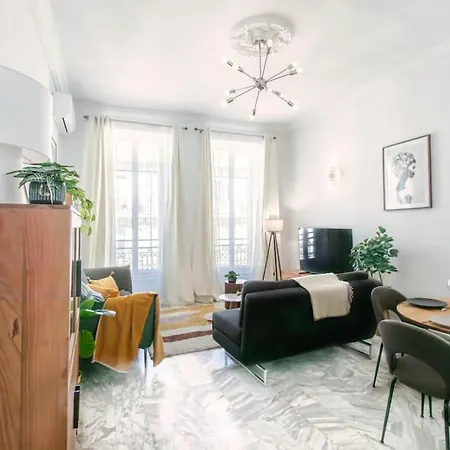 #57 Notre Dame Balcony & Ac Apartamento