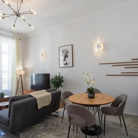 #57 Notre Dame Balcony & Ac Apartamento *