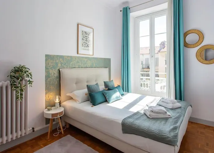 דירה #57 Notre Dame Balcony & Ac