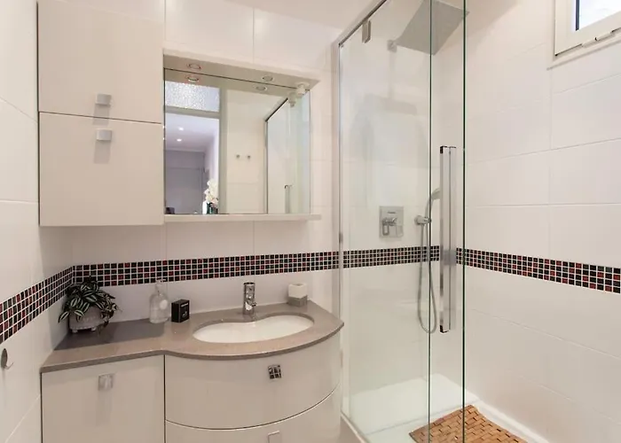 #57 Notre Dame Balcony & Ac דירה *